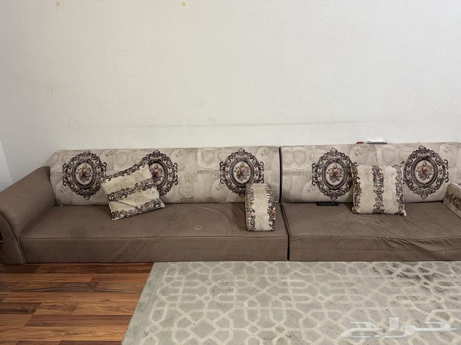 Floor sofa63667681779714113