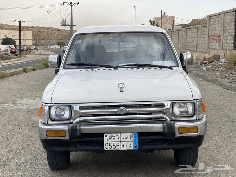 HiLux GL 1992 model, peak of cleanliness (Sold).63711836947459110