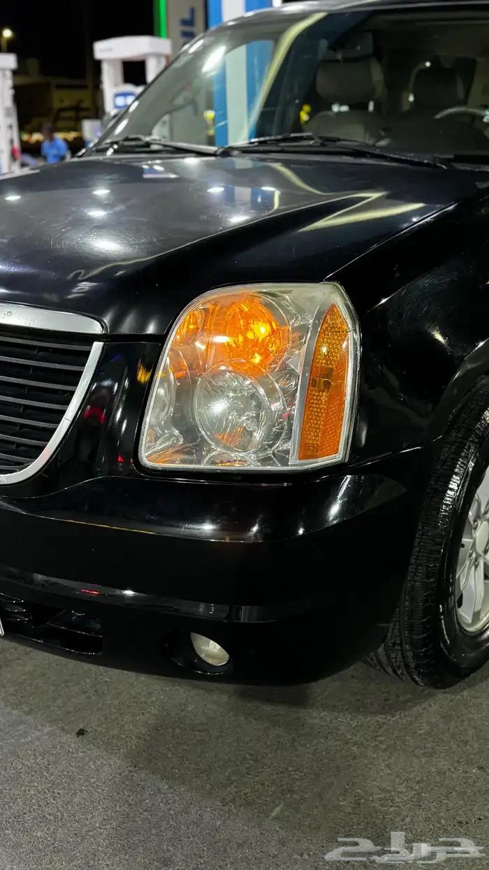 يوكون أسود طويل 201263702408781442112