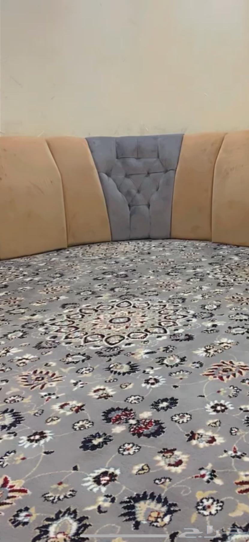 مساند خشب نظيفه ومجدده وفرشة63667799623041110