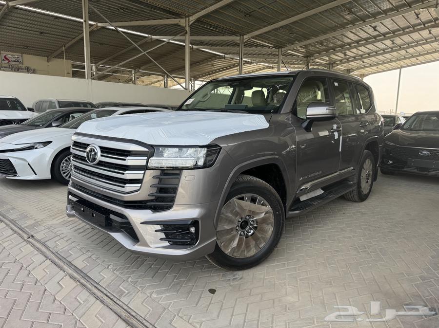 لاندكروزر (2025) L5 خليجي بطاقه جمرك جميع الالوان63708554285954112