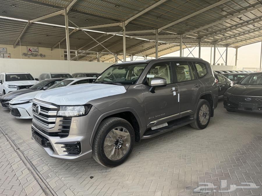 لاندكروزر (2025) L5 خليجي بطاقه جمرك جميع الالوان63708554285954113