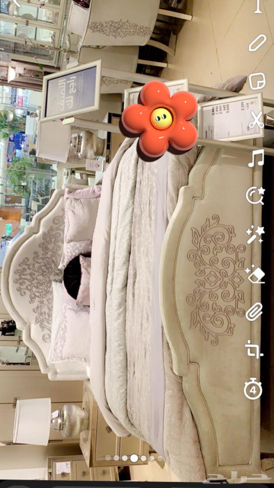 Comedy Bed Frame Room63667547676163110