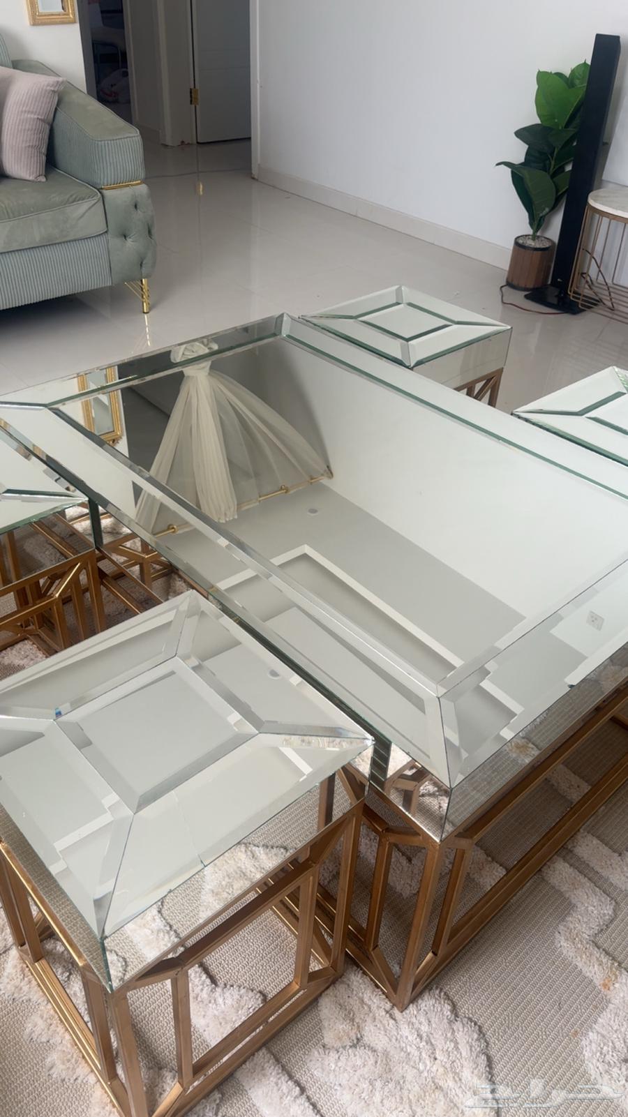 Tables for sale63670886094338110