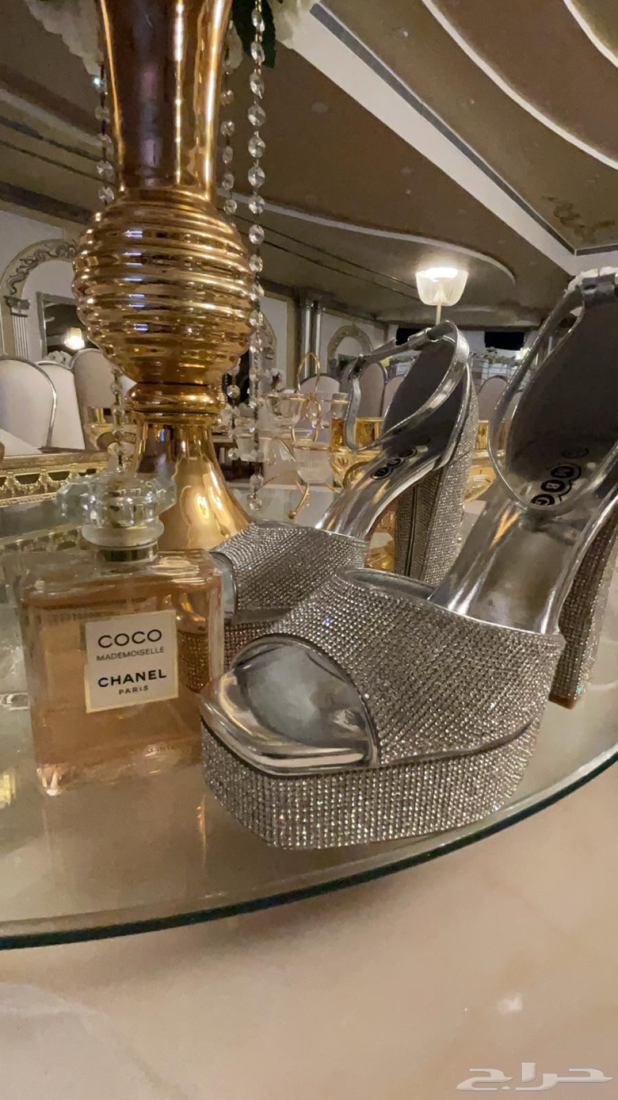 Brides63668124981890111