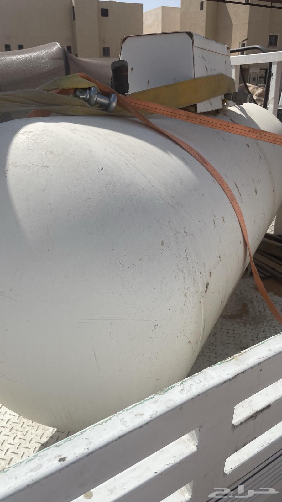1000-liter central gas tank for sale, clean63668731685507112
