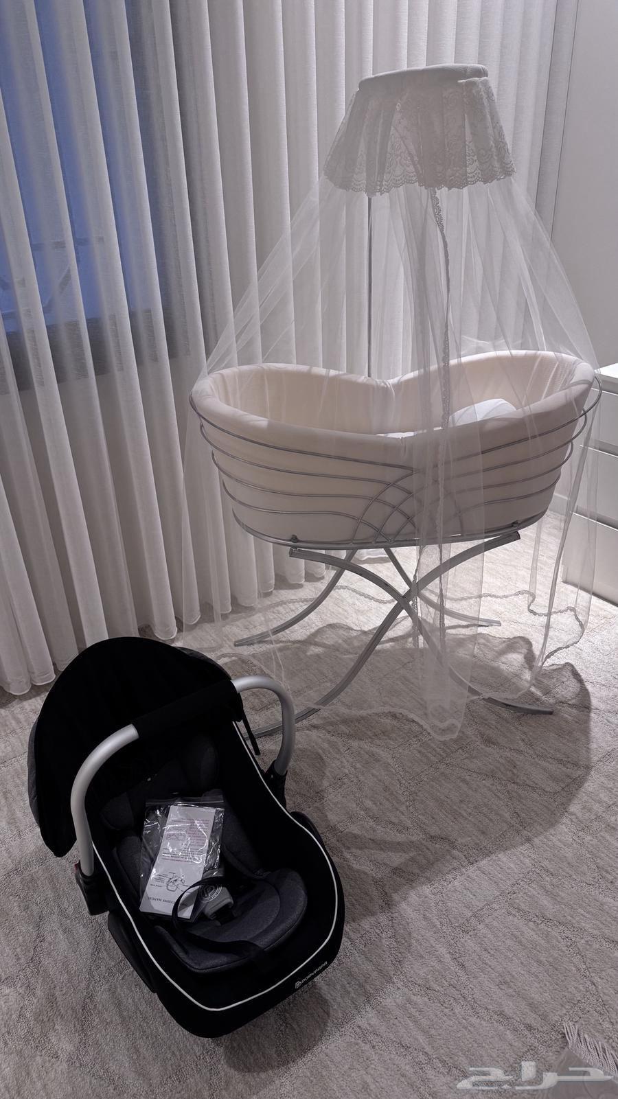 New car seat for newborns, unused, reason for sale does not fit the car63668208335874110