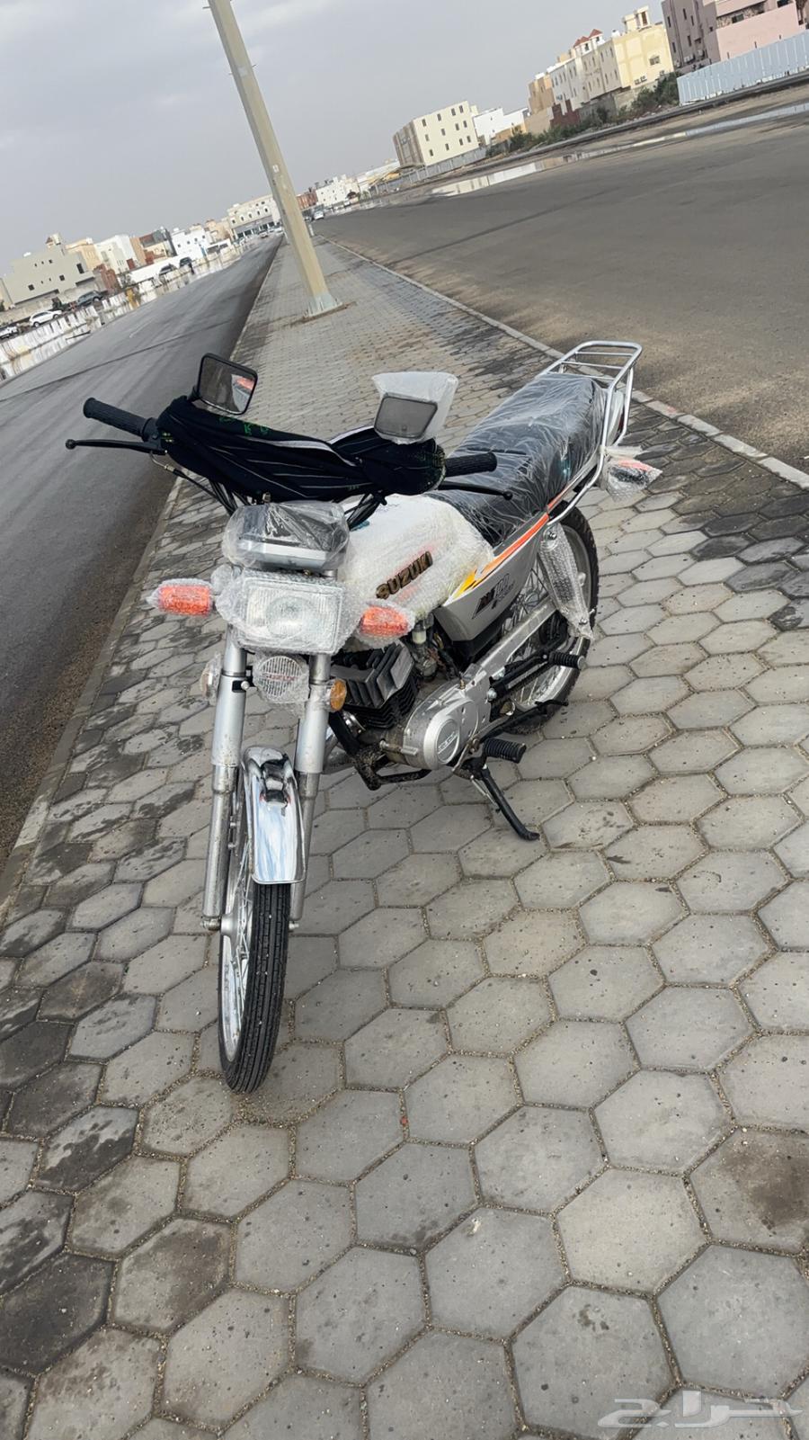 X100 (Suzuki) with plate and ready for transfer form, gray color63721941320323112