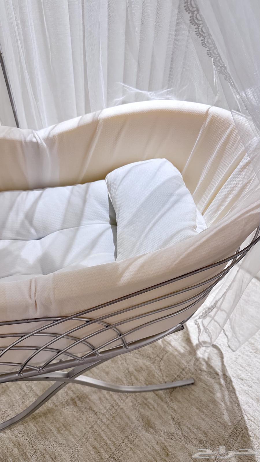 New car seat for newborns, unused, reason for sale does not fit the car63668208335874111