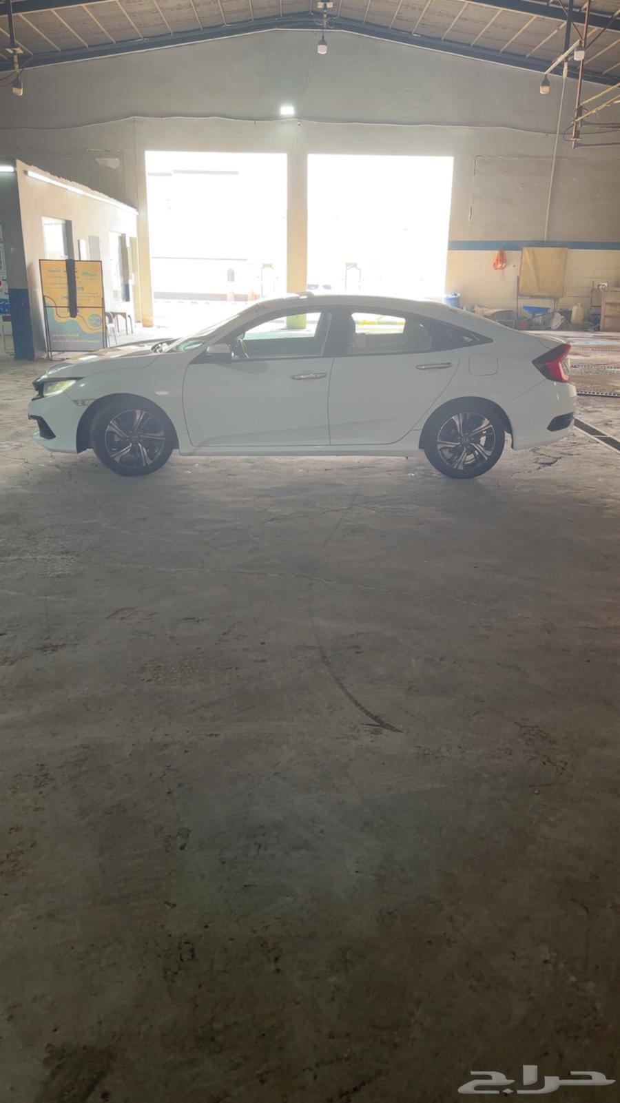 2020 Honda Civic   Full Option63618040042497113