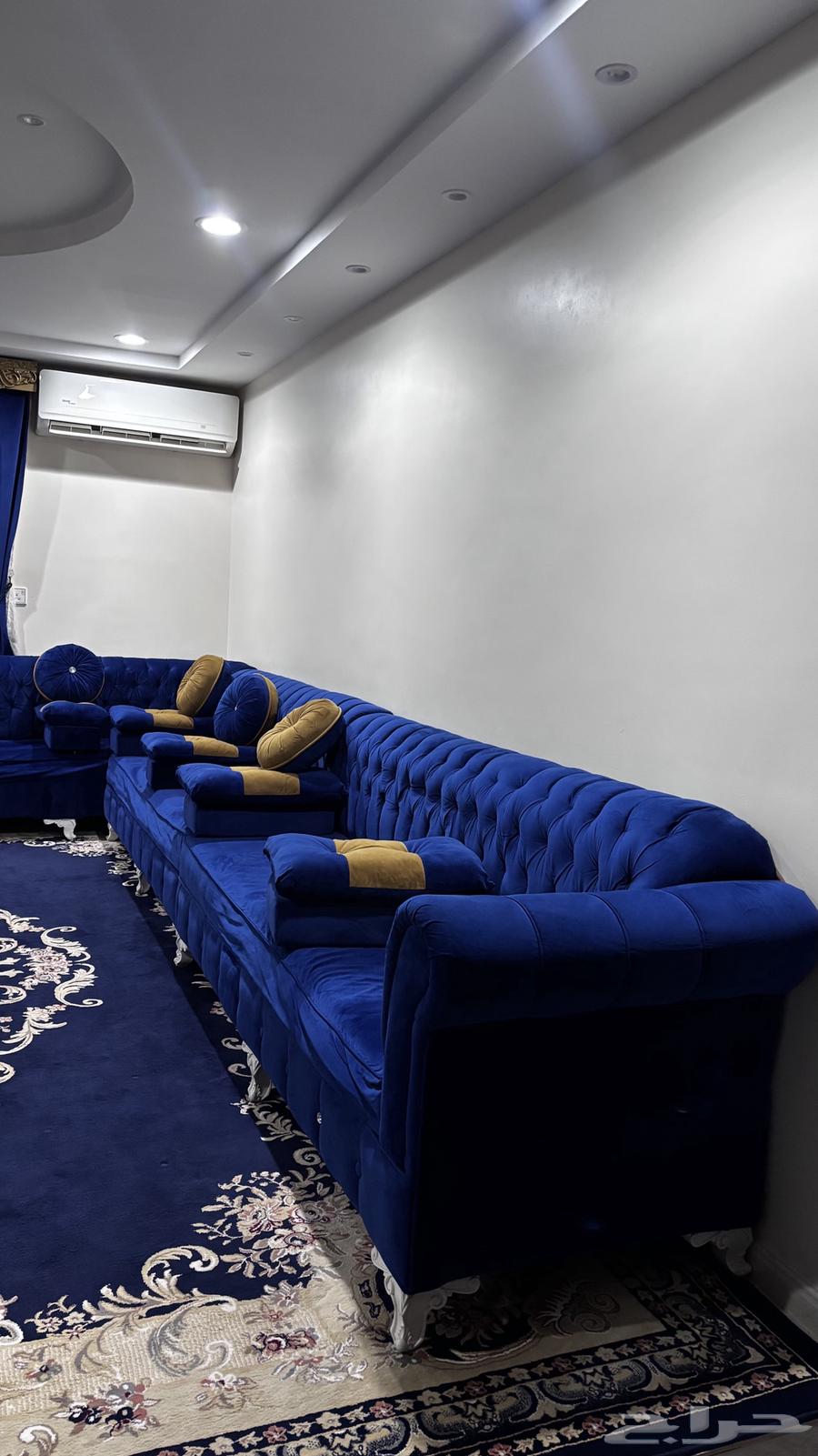 Sofa63673908363522114
