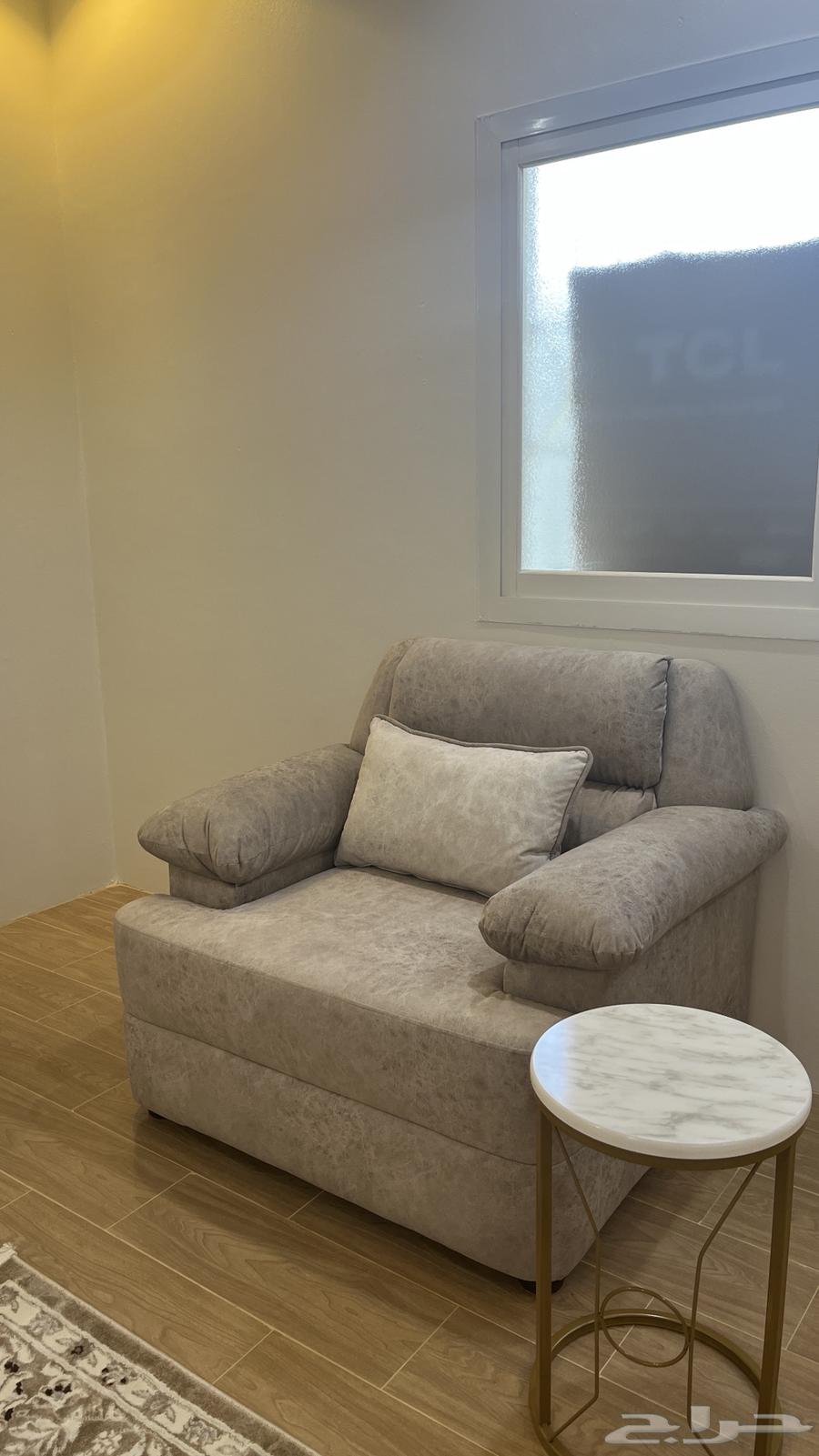 Luxurious new sofa63670089234946111