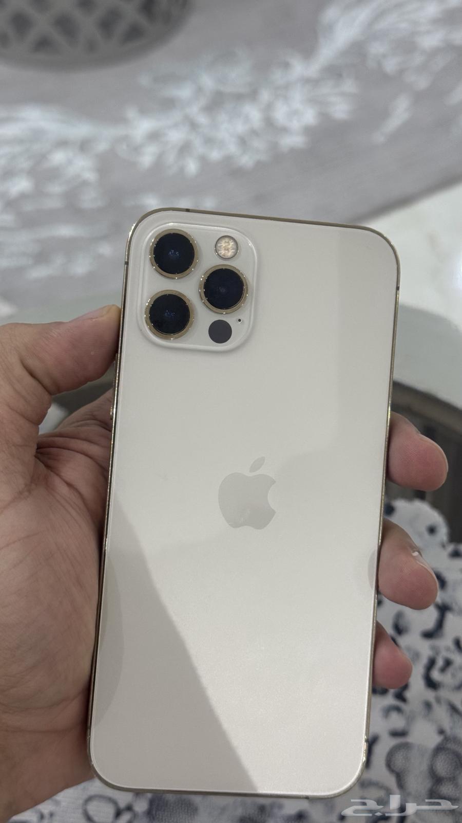 ايفون 12 برو ( ذهبي )63672447430017111