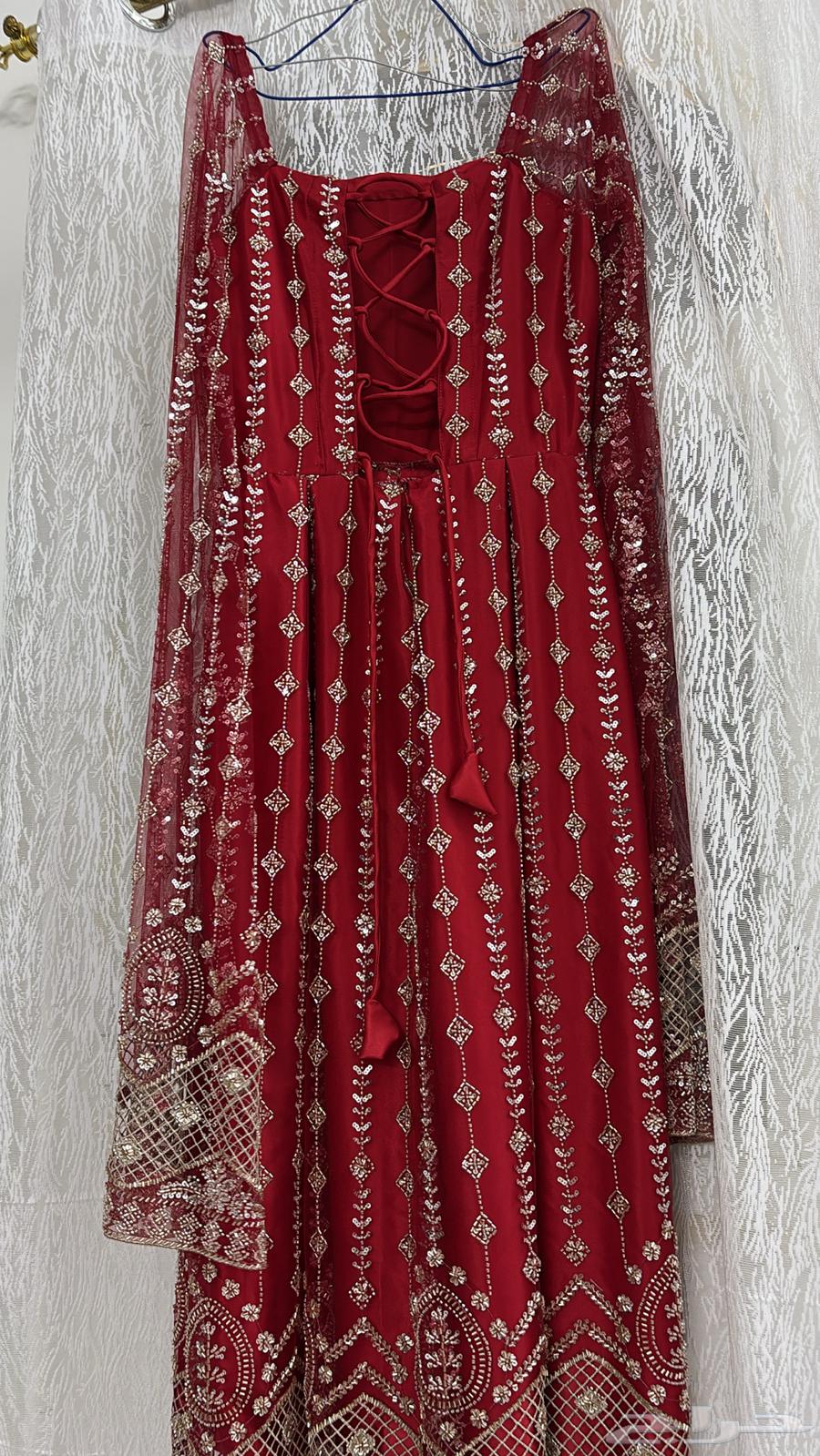 Clean full dress, worn once, size small, price 500, negotiable63668924131075111