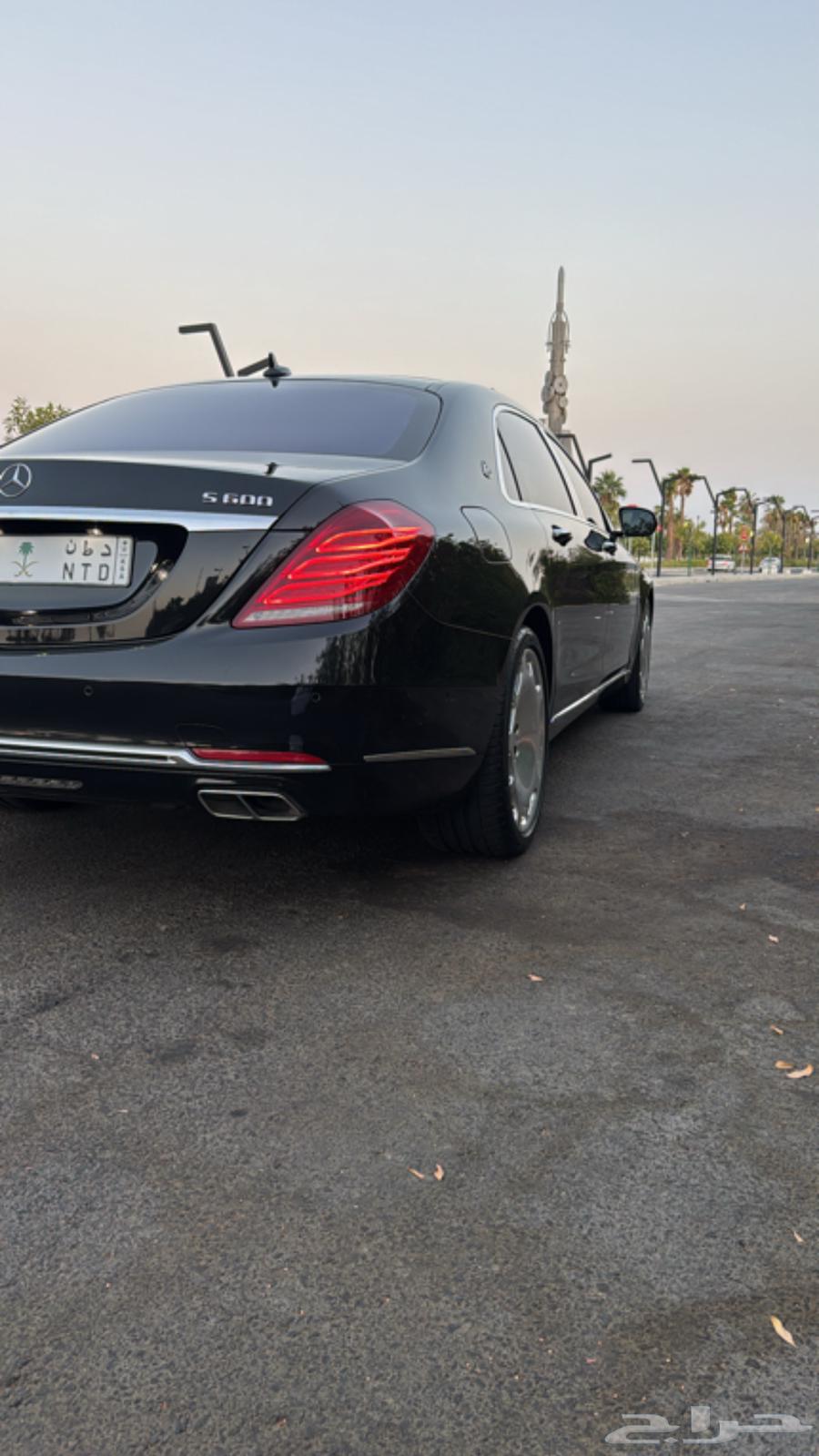 لأصحاب النوادر مرسيدس مايباخ S40063719745662979111