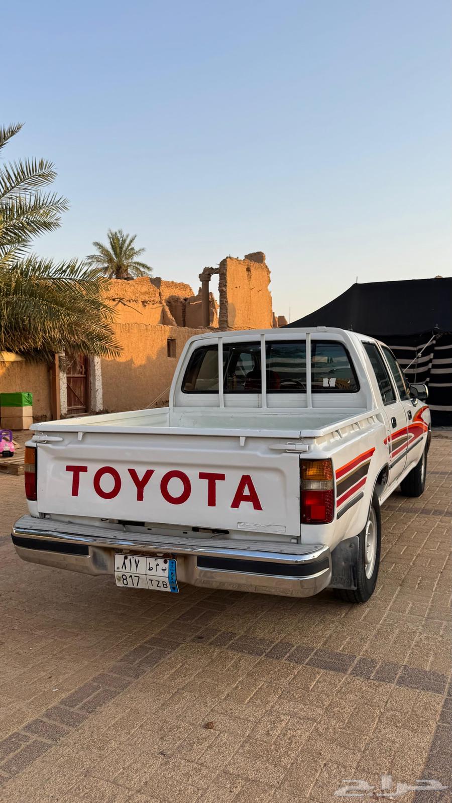 HiLux Model 199263722687809665112