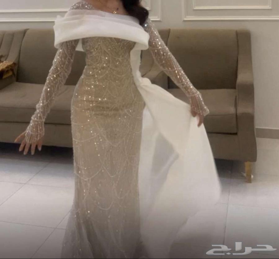 Custom-made dress details63668924197763112