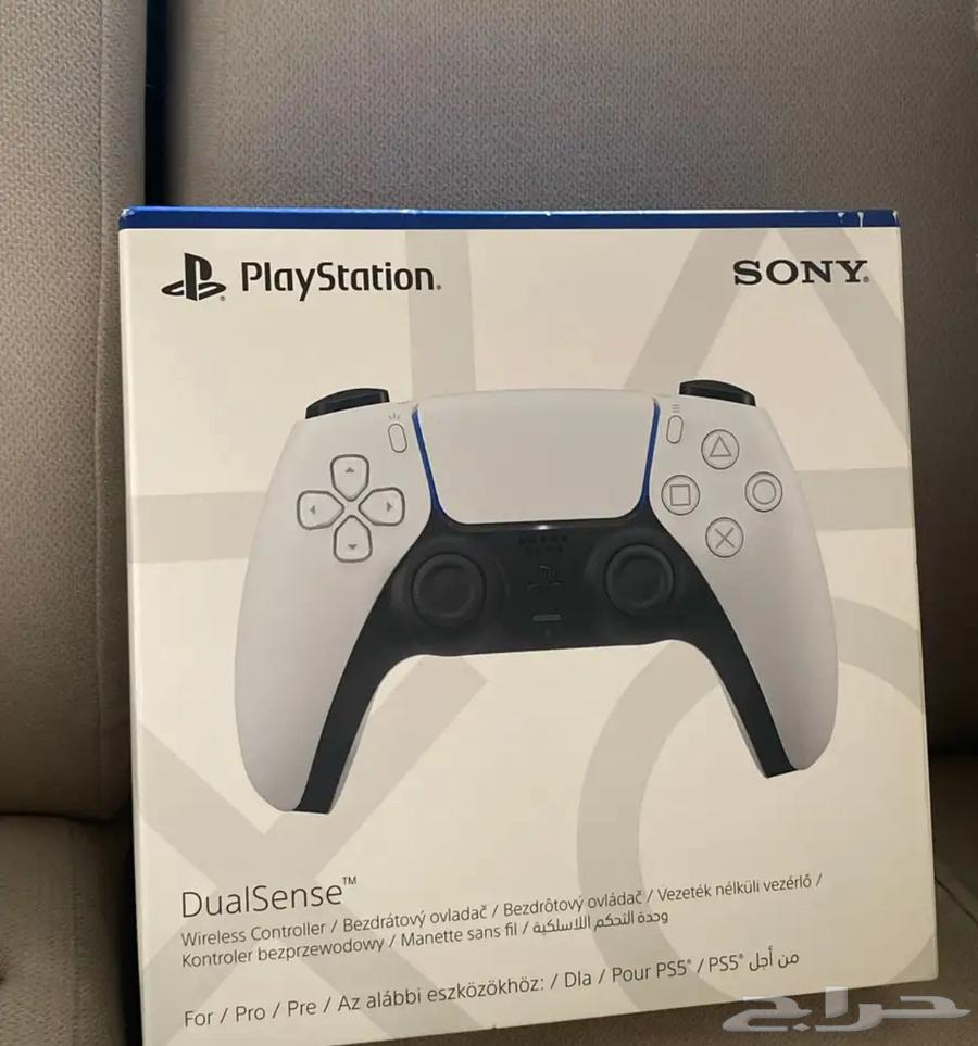 Sony PS5 White Controller Brand New Never Used or Opened in Box63671411690627110