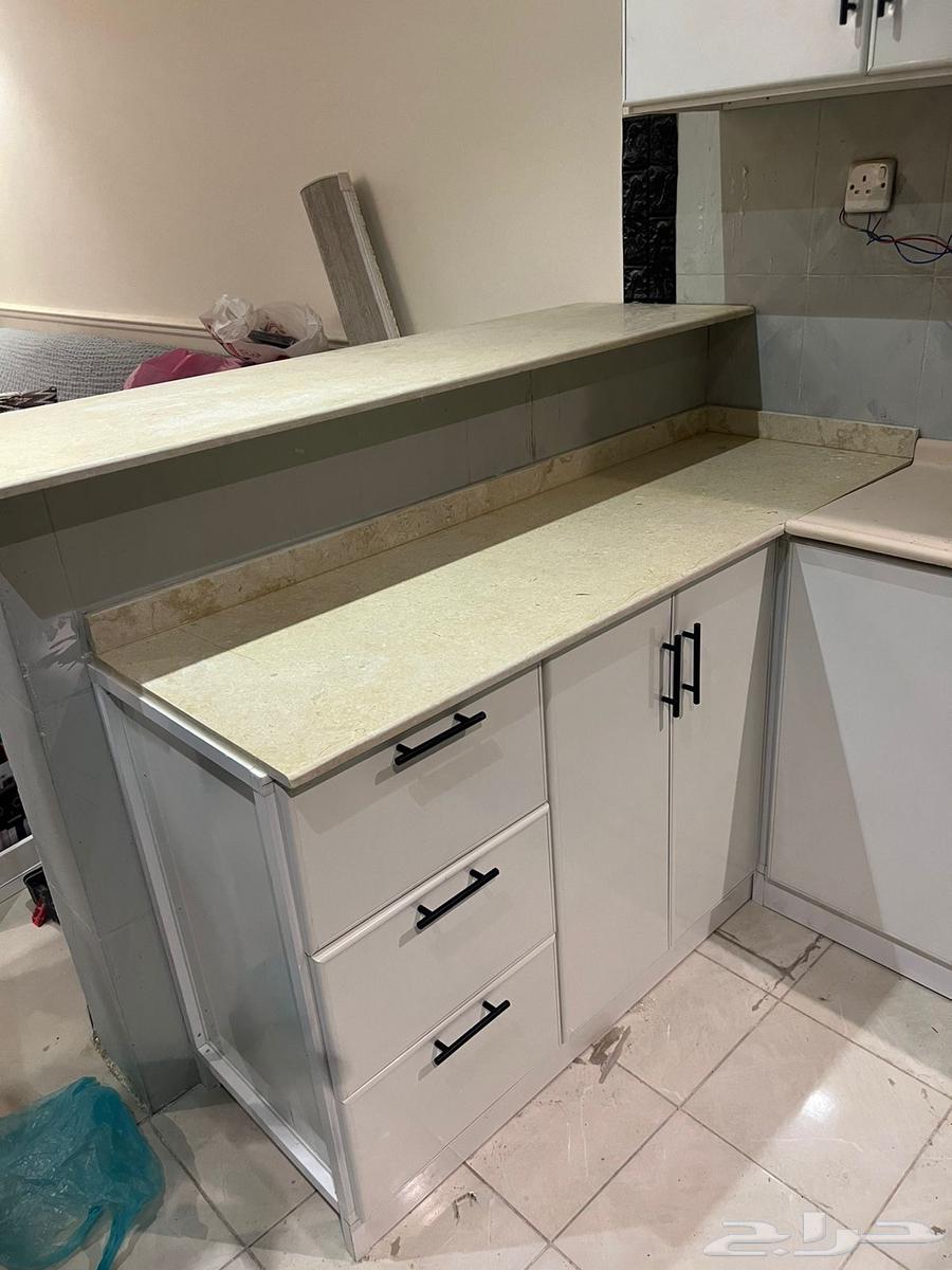 Kitchen, washing machine, and sofa63671498140163110