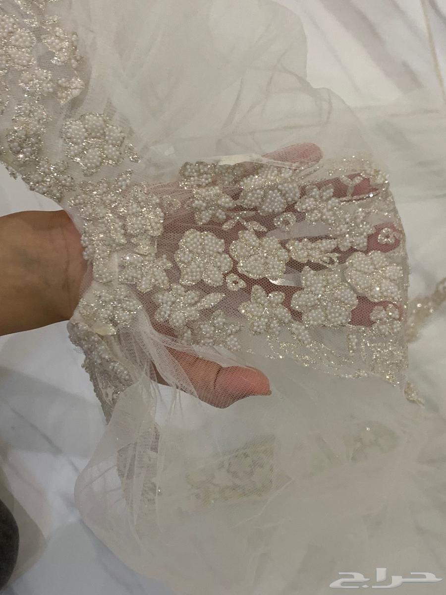 Bride's dress63668824067458111