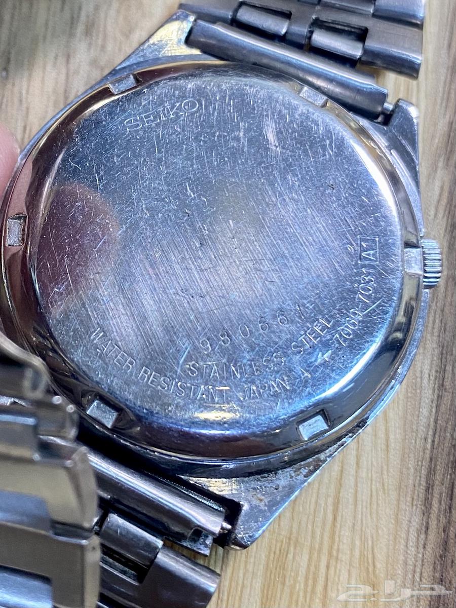 SEIKO 5 watch with distinctive golden dial, vintage (Sold)63671667094019112