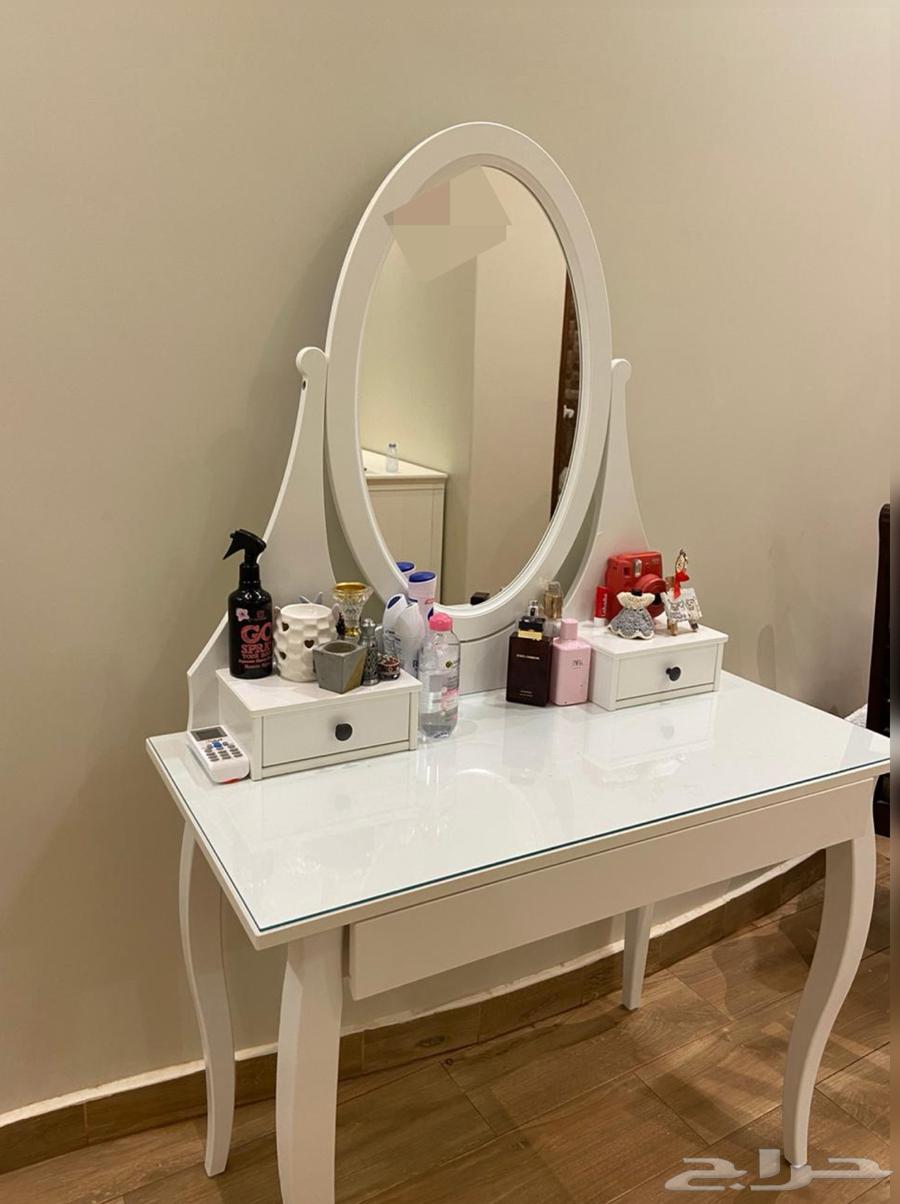 White room from Home Center63667807302147112