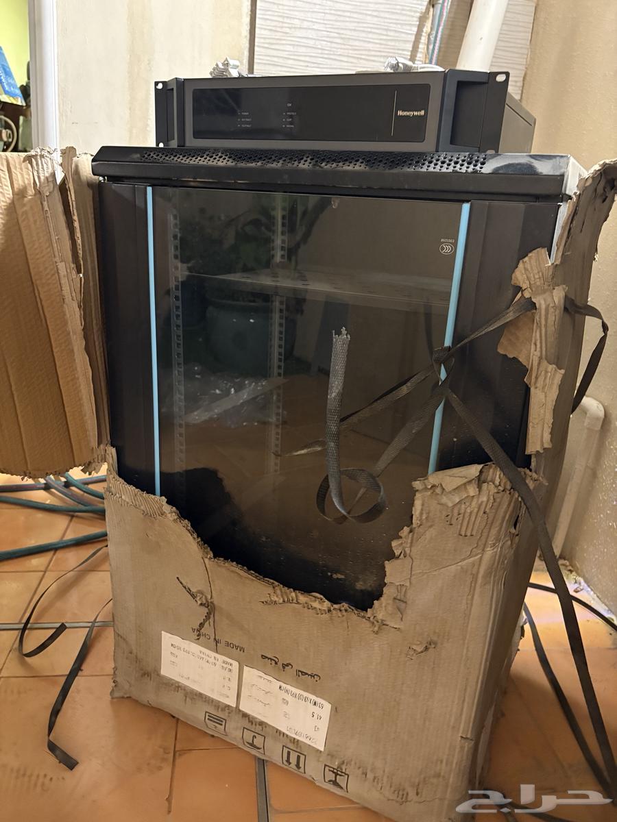 New server cabinet63673738642179110
