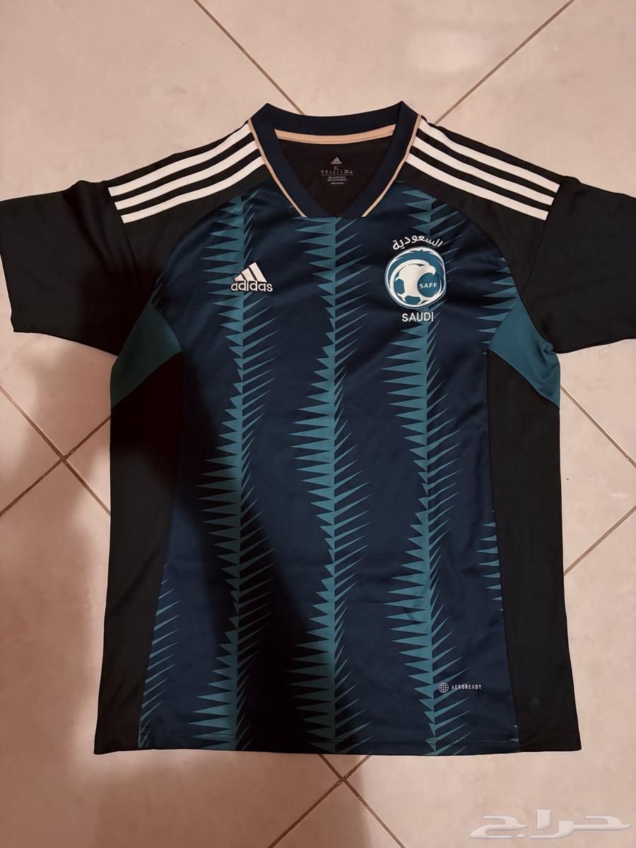 تيشرت المتخب63670266512898110