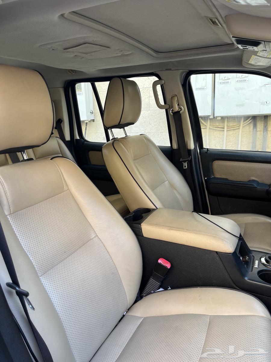 Ford Explorer 2010 model63716930213507114