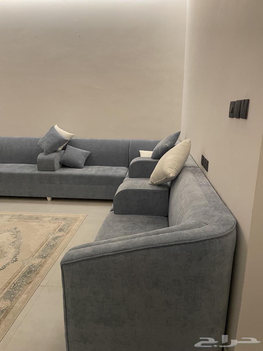 كنب شبه جديد مع ستارة ويفي وسجاد فاخر63668124966659112