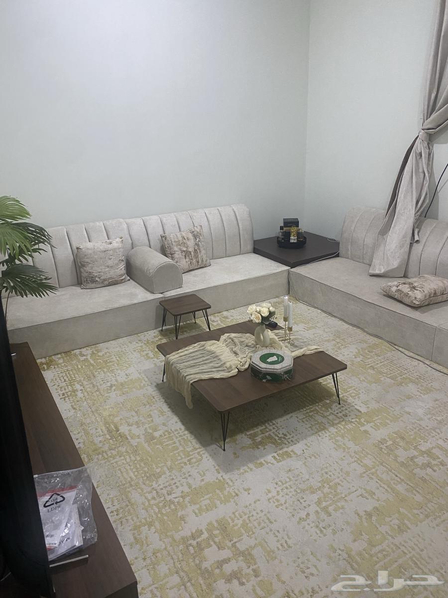 Very clean sofa, never used63675516122242114