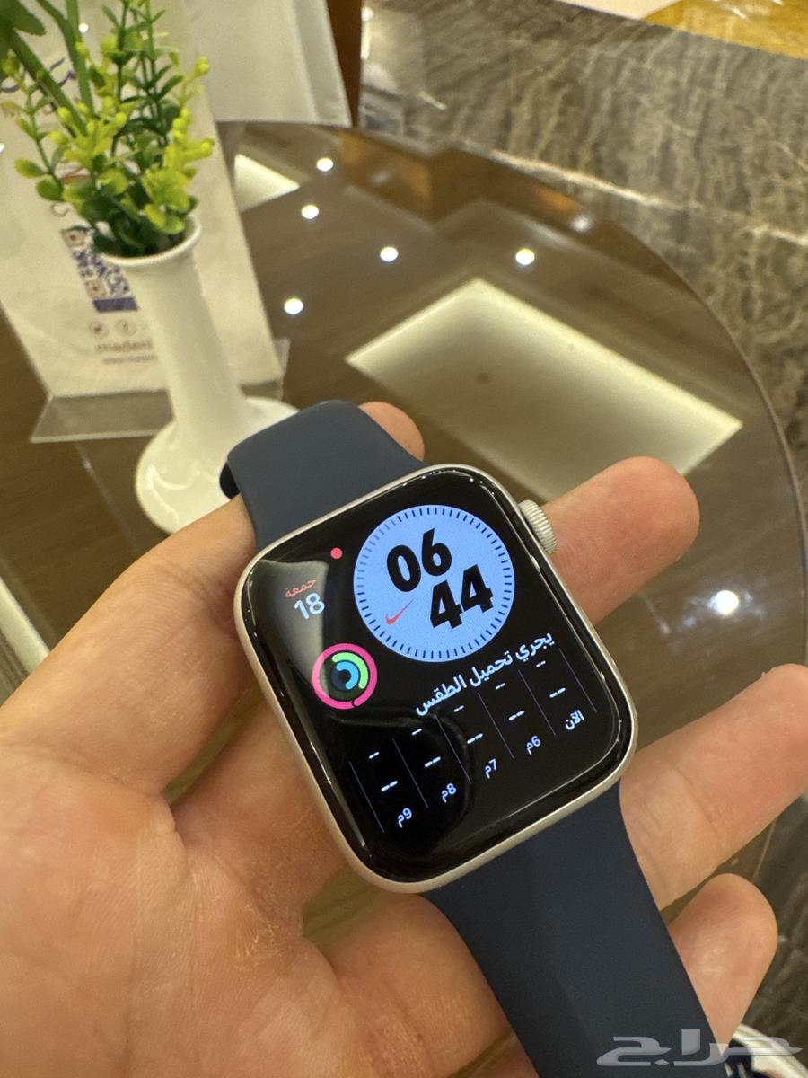 Apple Watch SE 2024 new brother with box and all accessories63672749358466112