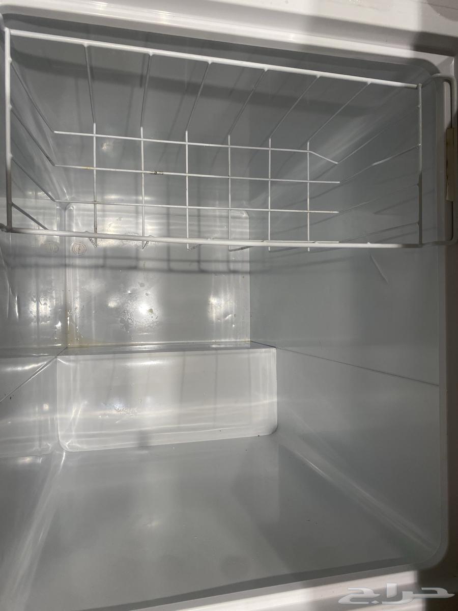 Lightly used freezer63672087237762113