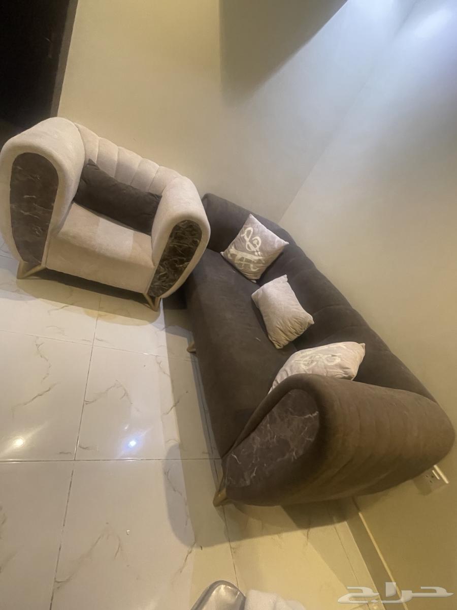 كنب و طاولة طعام63674278607745110
