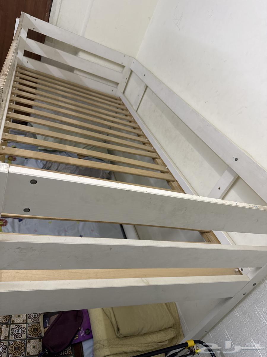 سرير اطفال دورين بحالة جيدة63675244723842111