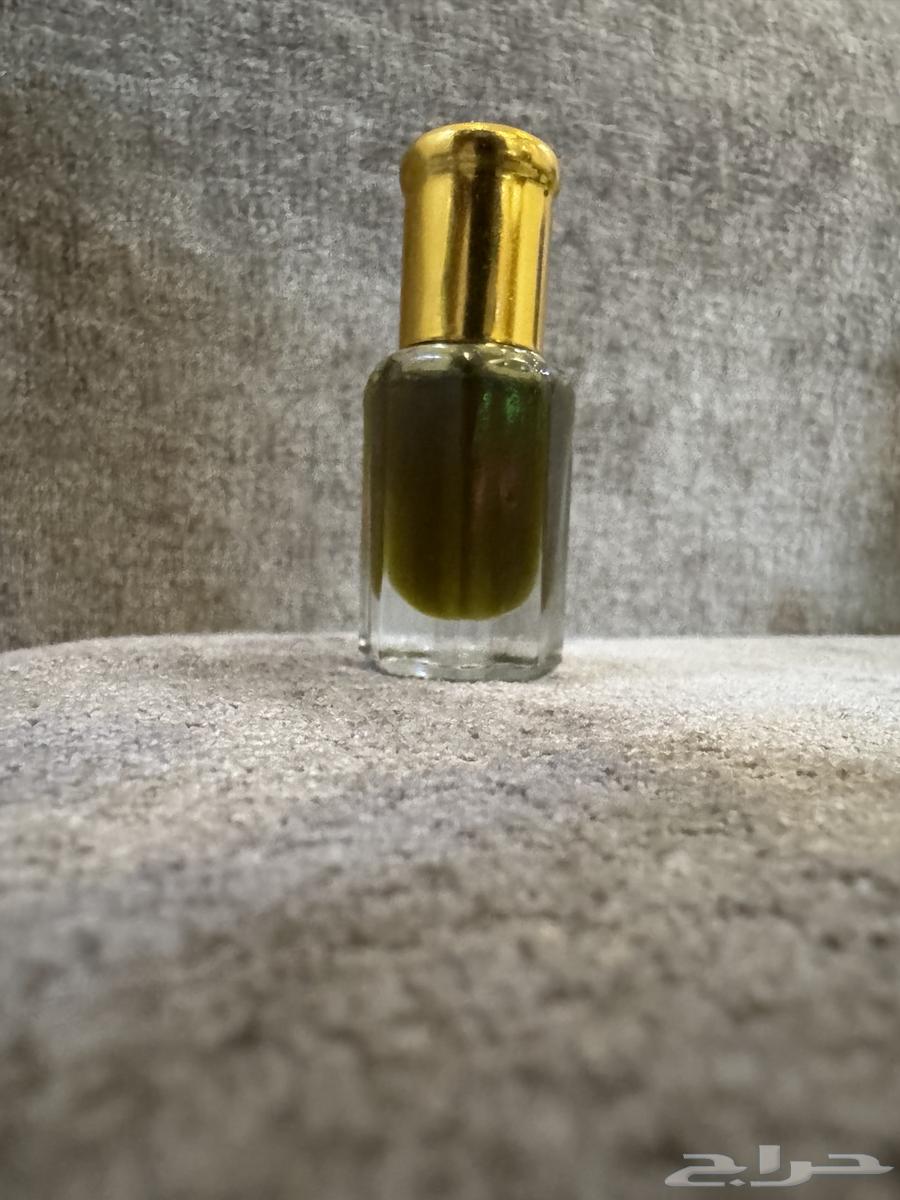 Indian Old Agarwood Oil Peacock Brand Over 15 Years63667811080579111