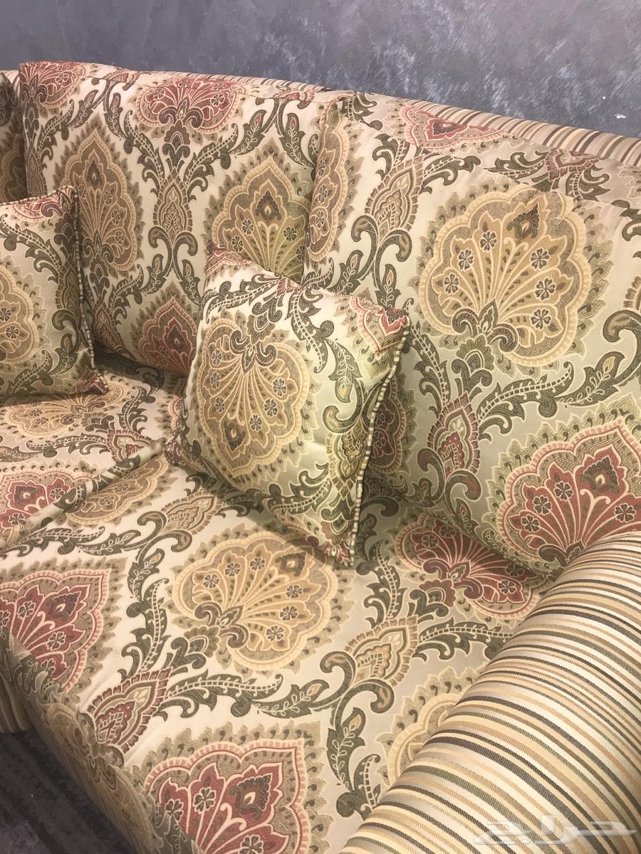 Clean and sturdy corner sofa63674542934657113