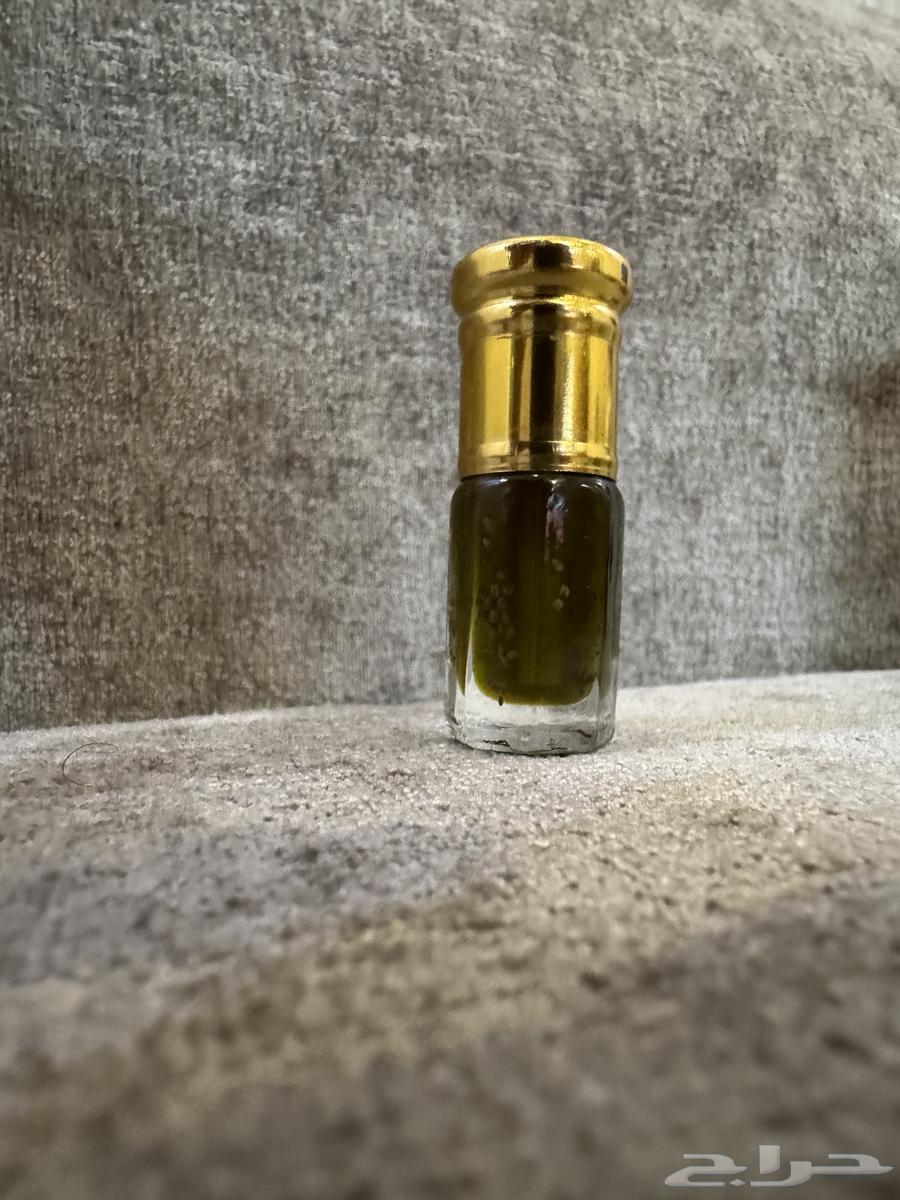 Indian Old Agarwood Oil Peacock Brand Over 15 Years63667811080579110