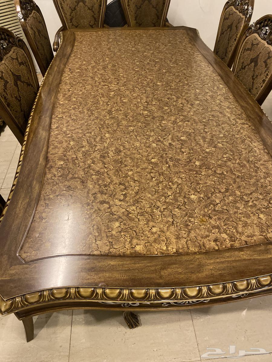 طاوله طعام بطابع فاخر نظيفه63670532712961110