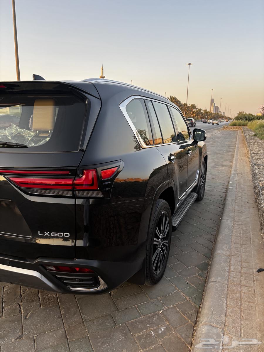 Lexus LX202563617985628547113