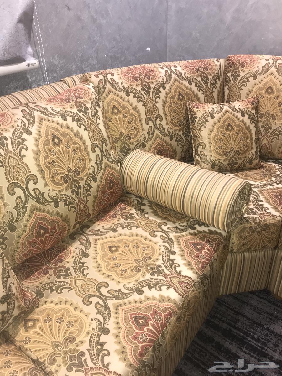 Clean and sturdy corner sofa63674542934657112