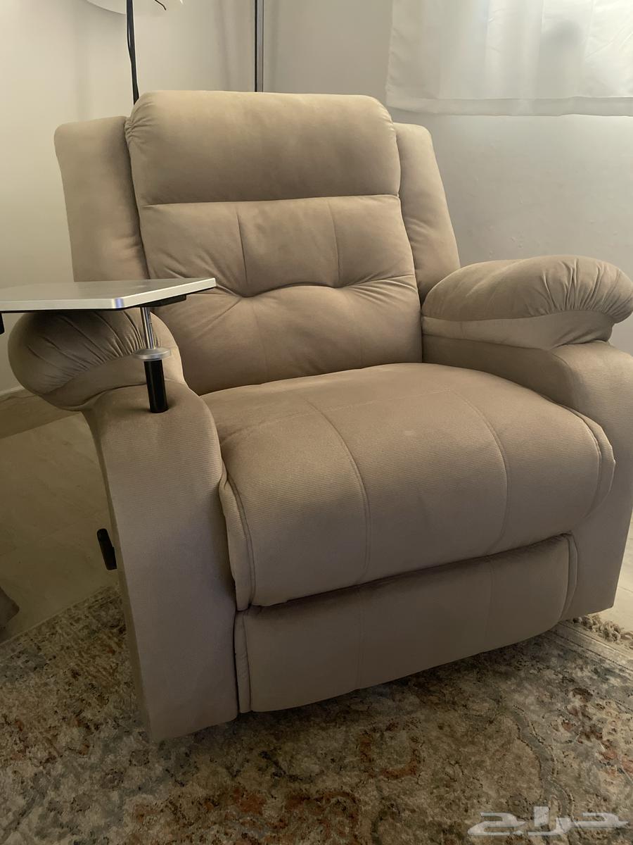 Recliner sofa with side table and cup holder63671056840577110