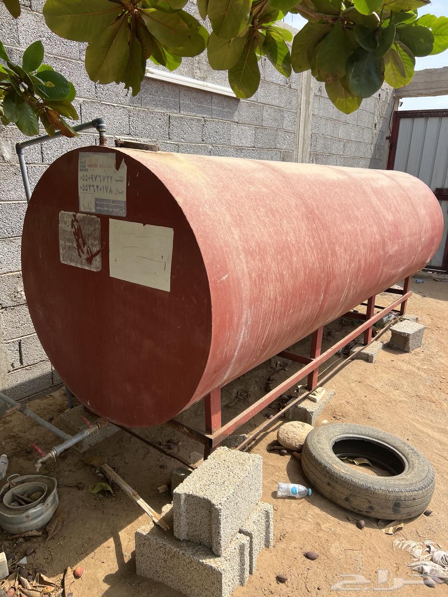 Water tank for sale, holds a full white63671748754945110