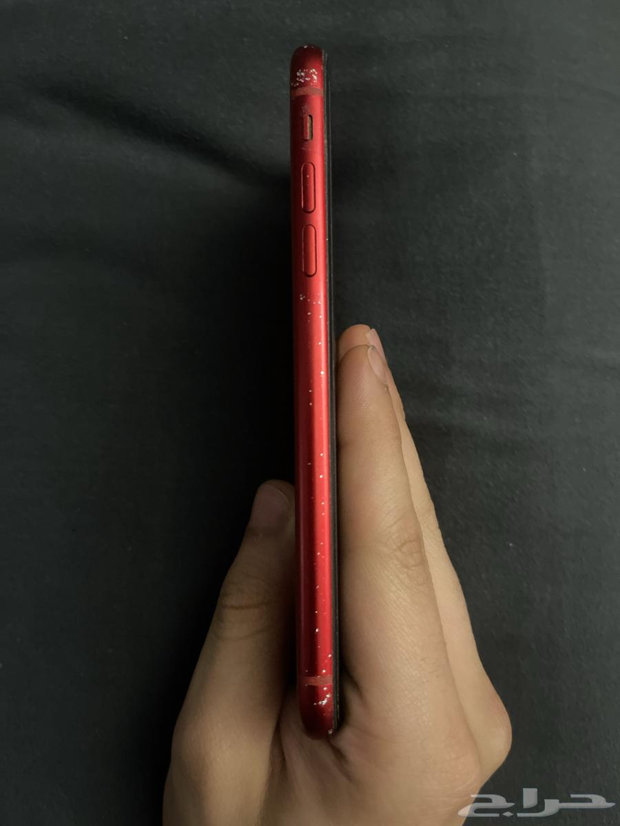 Red iPhone XR 64GB, SIM card not working63675334660098112
