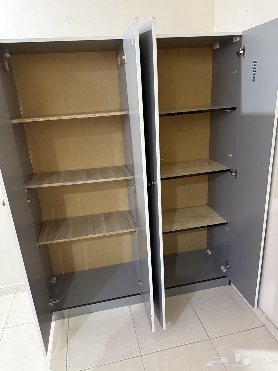 Wooden cabinet63668823972354110