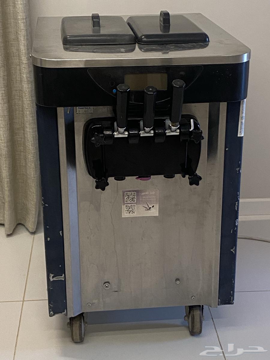 Ice cream machine for sale or for rent63672343649922111