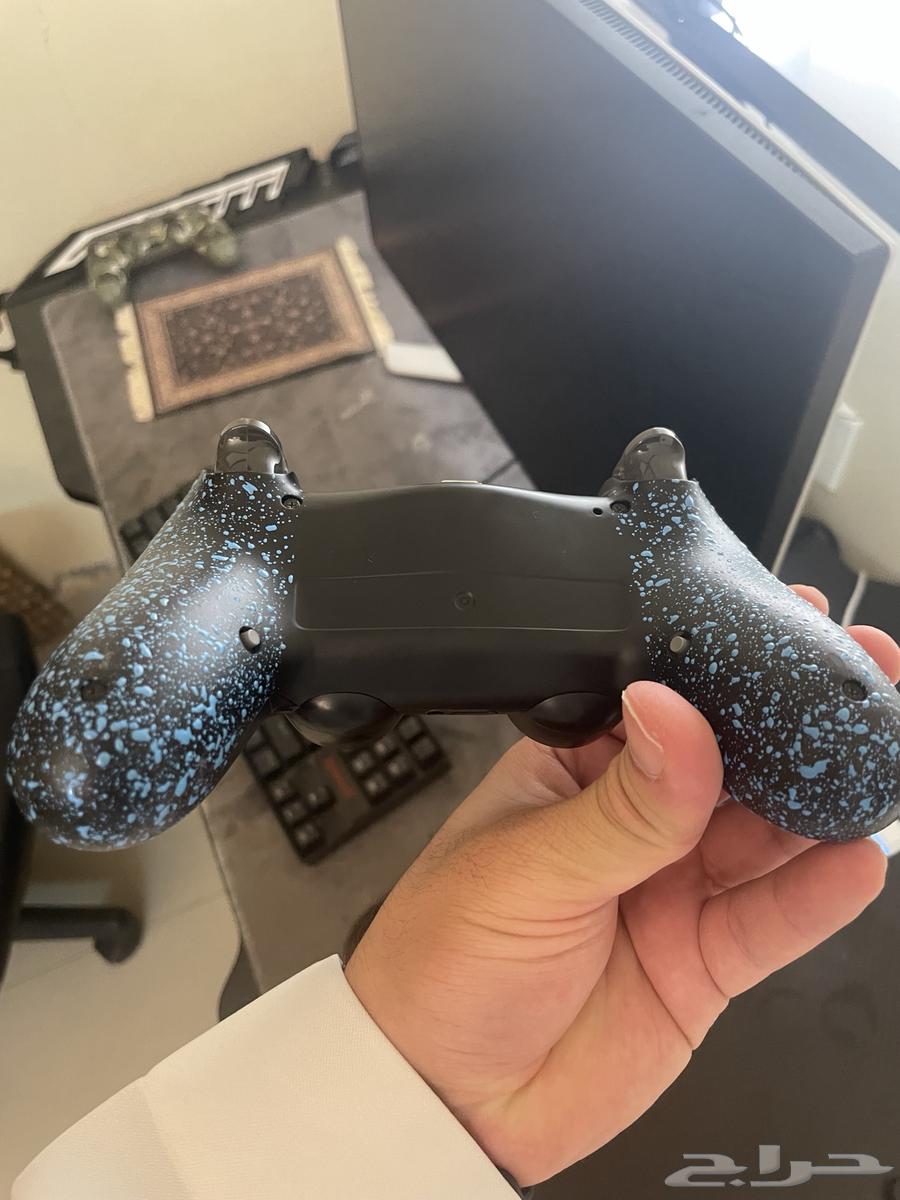 يد باتل بيفر احترافية PS4 للبيع63669370634370112