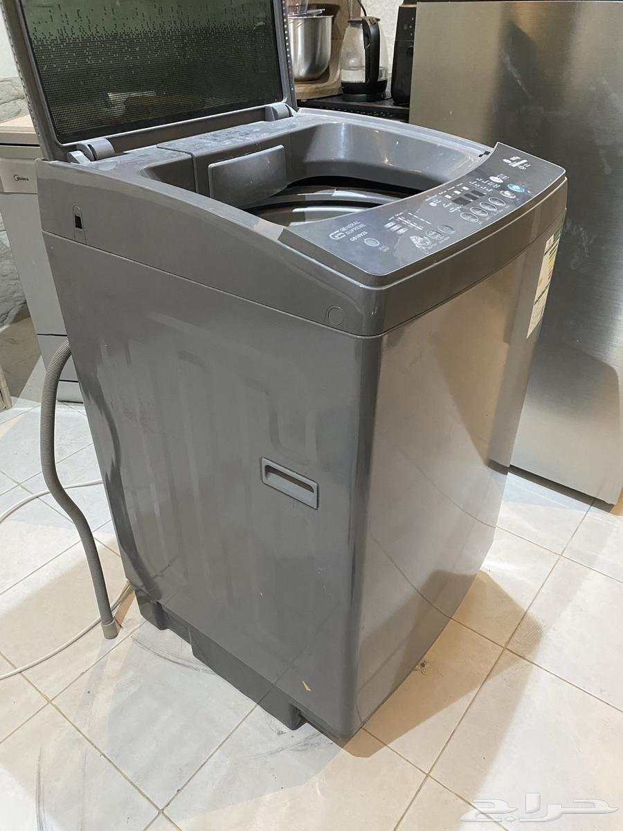 Automatic washing machine, IKEA coffee table63667811371137113