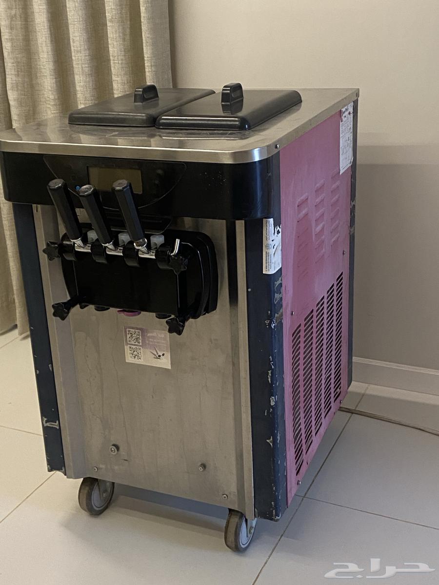 Ice cream machine for sale or for rent63672343649922110