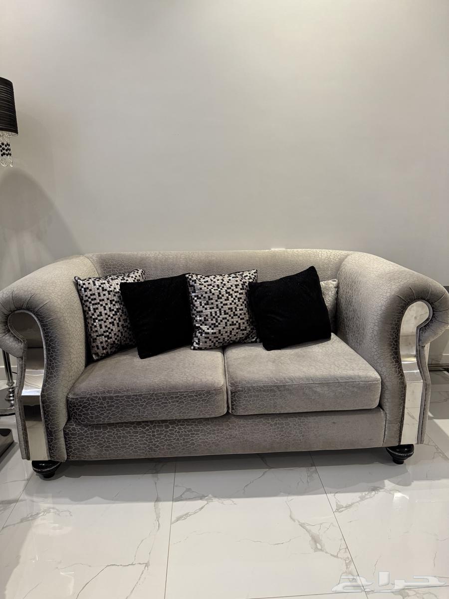 كنب للبيع خيالي وراقي ونظيف جدا63672343756673114